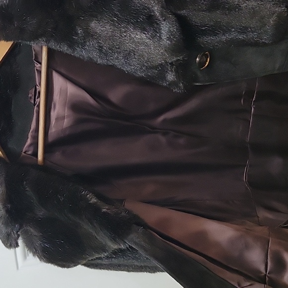 Tissavel France Vintage Leather and fur belted coat - Picture 16 of 16